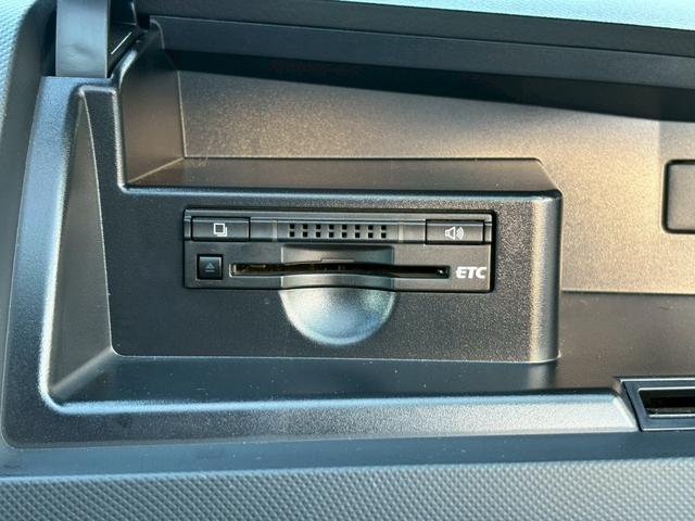 エスティマ アエラス プレミアムエディション 禁煙 純正ナビ&後席モニタ 両側電動スライドドア HIDヘッドライト&フォグランプ 電動ハーフレザーシート バックカメラ クルーズコントロール ビルトインETC ウッドステア 地デジ Bluetooth CD/DVD 保証書(33枚目)