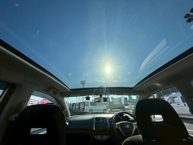 エアウェイブ Ｍ　Ｓパッケージ　４ＷＤ　禁煙車　パノラマルーフ　純正ＨＤＤナビ　ワンセグＴＶ　バックカメラ　ＣＤ／ＤＶＤ再生　ドライブレコーダー　ＥＴＣ　純正アルミ　ＨＩＤヘッドライト　ミュージックプレイヤー　ミラーウィンカー　セキュリティ　イモビライザー　保証書（4枚目）