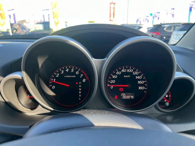 エアウェイブ Ｍ　Ｓパッケージ　４ＷＤ　禁煙車　パノラマルーフ　純正ＨＤＤナビ　ワンセグＴＶ　バックカメラ　ＣＤ／ＤＶＤ再生　ドライブレコーダー　ＥＴＣ　純正アルミ　ＨＩＤヘッドライト　ミュージックプレイヤー　ミラーウィンカー　セキュリティ　イモビライザー　保証書（34枚目）