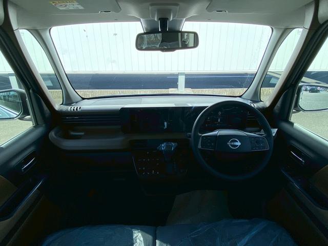 ルークス ハイウェイスター　Ｇターボプロパイロットエディション　届出済未使用車　快適パック　アラウンドビュー　ＢＳＭ・ＲＣＴＡ　シート＆ステアヒーター　両側電動スライド　リヤシーリングファン　後席テーブル＆サンシェード　ブレーキホールド　ＬＥＤライト　保証書（9枚目）