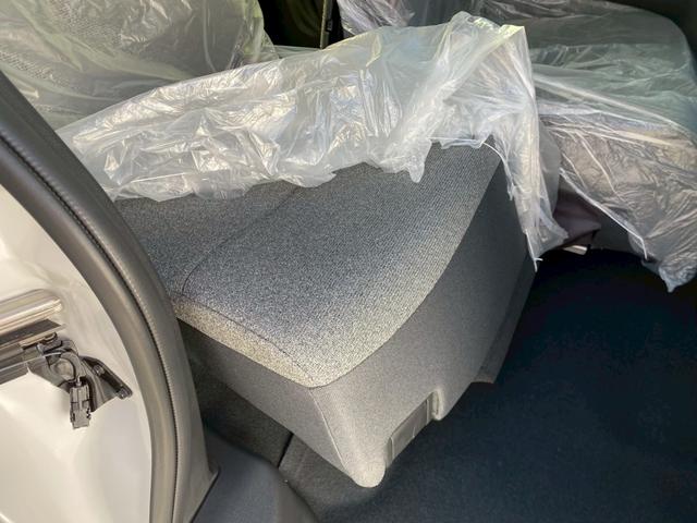 ルークス ハイウェイスター　Ｇターボプロパイロットエディション　届出済未使用車　快適パック　アラウンドビュー　ＢＳＭ・ＲＣＴＡ　シート＆ステアヒーター　両側電動スライド　リヤシーリングファン　後席テーブル＆サンシェード　ブレーキホールド　ＬＥＤライト　保証書（18枚目）