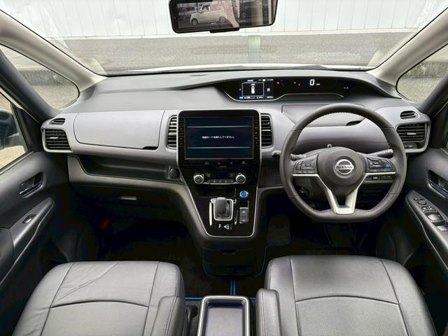 セレナ e-パワー ハイウェイスターV 禁煙車 プロパイロット アラウンドビューモニター 両側電動スライドドア 純正10型ナビ 後席モニター DVD再生 地デジ BLUETOOTH デジタルインナーミラー ドラレコ 衝突被害軽減 車線逸脱警告 LEDライト 保証書(10枚目)