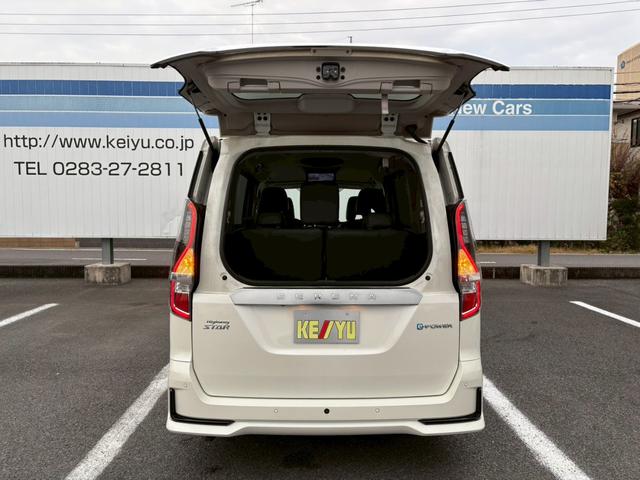セレナ e-パワー ハイウェイスターV 禁煙車 プロパイロット アラウンドビューモニター 両側電動スライドドア 純正10型ナビ 後席モニター DVD再生 地デジ BLUETOOTH デジタルインナーミラー ドラレコ 衝突被害軽減 車線逸脱警告 LEDライト 保証書(16枚目)