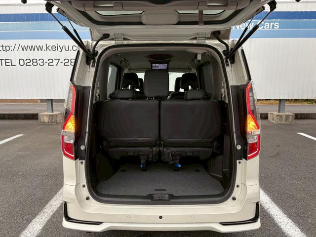 セレナ e-パワー ハイウェイスターV 禁煙車 プロパイロット アラウンドビューモニター 両側電動スライドドア 純正10型ナビ 後席モニター DVD再生 地デジ BLUETOOTH デジタルインナーミラー ドラレコ 衝突被害軽減 車線逸脱警告 LEDライト 保証書(23枚目)