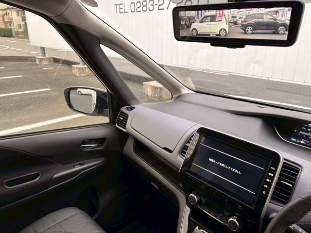 セレナ e-パワー ハイウェイスターV 禁煙車 プロパイロット アラウンドビューモニター 両側電動スライドドア 純正10型ナビ 後席モニター DVD再生 地デジ BLUETOOTH デジタルインナーミラー ドラレコ 衝突被害軽減 車線逸脱警告 LEDライト 保証書(29枚目)