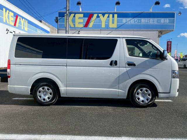 ハイエースバン スーパーＧＬ　ダークプライムＩＩ　禁煙車　７型　セーフティセンス　パノラミックビューモニター　　両側電動スライドドア　純正ナビ　ＢＬＵＥＴＯＯＴＨ　デジタルインナーミラー　ＥＴＣ　衝突被害軽減　車線逸脱警告　ＬＥＤライト　取扱説明書　保証書（13枚目）