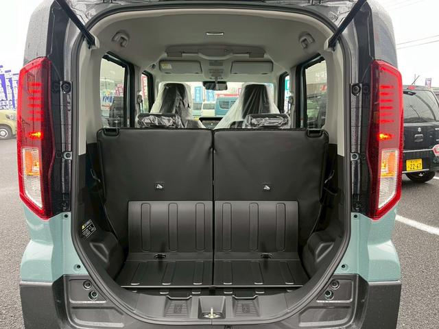 スペーシアギア ハイブリッドＸＺターボ　届出済未使用車　全方位モニター付ナビ　スズキセーフティサポート　ＨＵＤ　シート＆ステアヒーター　オットマン　両側電動スライド　ＢＴオーディオ　地デジ　サーキュレーター　後席テーブル＆サンシェード　ＬＥＤライト　ルーフレール　保証書（22枚目）