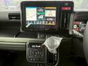 ハイブリッドＸＺターボ　届出済未使用車　全方位モニター付ナビ　スズキセーフティサポート　ＨＵＤ　シート＆ステアヒーター　オットマン　両側電動スライド　ＢＴオーディオ　地デジ　サーキュレーター　後席テーブル＆サンシェード　ＬＥＤライト　ルーフレール　保証書（34枚目）