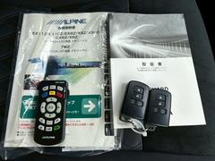 ���ҤǤϥ�����򴹤ˡڣ����졡�ȣţ̣ɣءۤ���Ѥ��Ƥ���ޤ����ƣ��졼���ˤ���Ѥ���Ƥ��롢��饪��������ҤΥ��ƥʥ󥹥ѥå��Ǥϡ��ڣ����졡�ȣţ̣ɣءۤθ򴹤�����Ǥ�̵���� 6