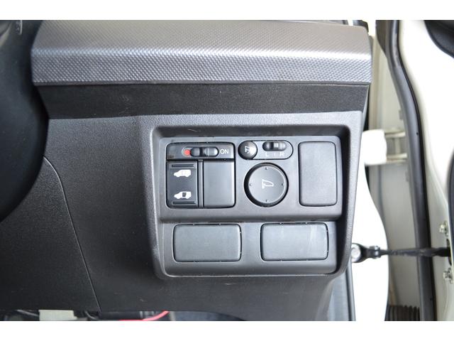 フリード Ｇ　エアロ　Ｌパッケージ　ＨＤＤナビ　ＴＶ　バックカメラ　ＥＴＣ　スマートキー　前後ドライブレコーダー（29枚目）