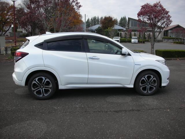 ヴェゼル ハイブリッドＺ・ホンダセンシング　ワンオーナー　純正ナビ　バックカメラ　前席シートヒーター　サイド＋カーテンエアバック　ＬＥＤヘッドライト　ＬＥＤフォグ　コンビシート（4枚目）