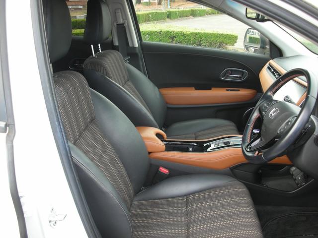 ヴェゼル ハイブリッドＺ・ホンダセンシング　ワンオーナー　純正ナビ　バックカメラ　前席シートヒーター　サイド＋カーテンエアバック　ＬＥＤヘッドライト　ＬＥＤフォグ　コンビシート（7枚目）