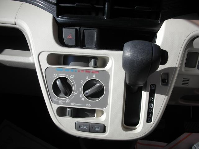 �G�A�R���X�C�b�`�p�l���t�߂̉摜�ɂȂ�܂��B