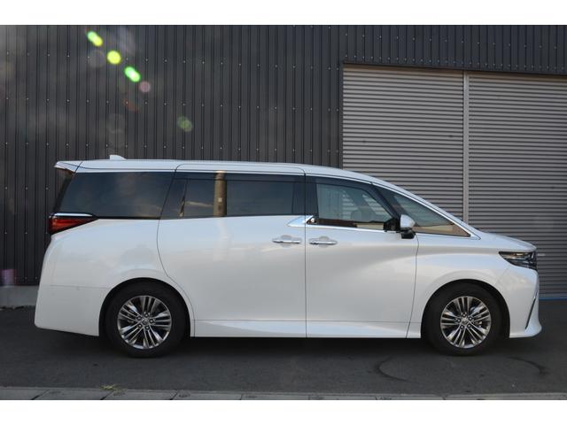 デジタルインナーミラー・前後ドラレコ・パノラミックビューモニター・ステアリングヒーター・純正１８インチアルミホイール・ＥＴＣ２．０