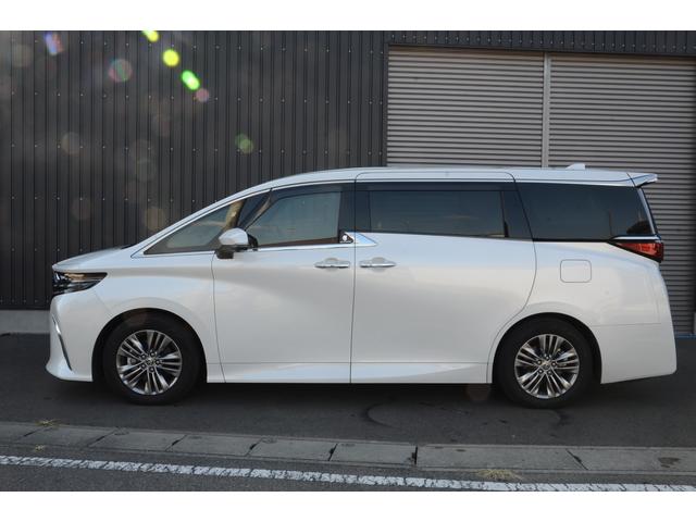 充電用ＵＳＢ端子（Ｔｙｐｅ−ｃ）・置くだけ充電・ＨＤＭＩ入力端子・ディスプレイオーディオ（コネクティッドナビ対応）Ｐｌｕｓ・フルセグＴＶ・ＡｐｐｌｅＣａｒＰｌａｙ・Ａｎｄｒｏｉｄ　Ａｕｔｏ