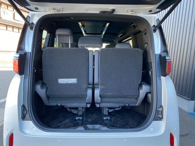 当店は茨城県守谷市にある中古車販売店【株式会社プレイマンズ・コーポレーション】です。駐車スペースもご用意しております。お気軽にご来店下さいませ。