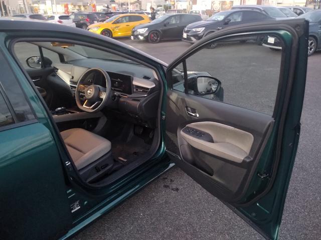 オーラ G BOSE ナビ BT接続 USB ミュージックプレイヤー接続可ワイヤレス充電 地デジテレビ ETC2.0 アダプティブクルコン LED マルチビューカメラ ハイビームアシスト 自動(被害軽減)ブレーキ(19枚目)