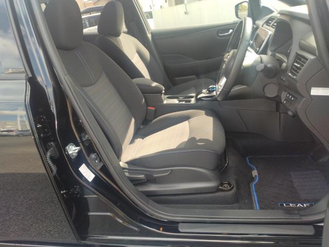 リーフ X Vセレクション プロパイロット 踏み間違い防止装置 LEDランプ シートヒーター クリアランスソナー 360°カメラ ハイビームアシスト メモリ-ナビ Bluetoothオーディオ USB バックカメラ 寒冷地仕様(25枚目)