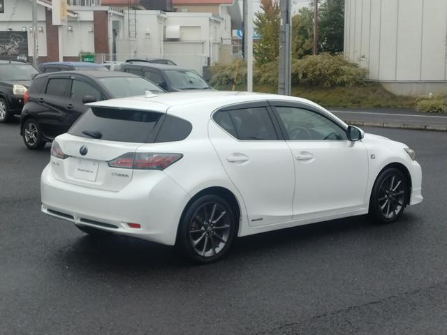 CT CT200h Fスポーツ スマートキー&プッシュスタート クルーズC USBポート エアロ HDDマルチナビ Aストップ 電動格納ミラー 地デジ 助手席エアバッグ キーレスエントリー ナビ&TV ドラレコ AUX 点検記録簿(5枚目)