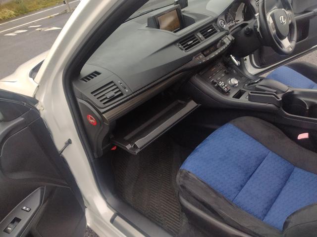 CT CT200h Fスポーツ スマートキー&プッシュスタート クルーズC USBポート エアロ HDDマルチナビ Aストップ 電動格納ミラー 地デジ 助手席エアバッグ キーレスエントリー ナビ&TV ドラレコ AUX 点検記録簿(48枚目)