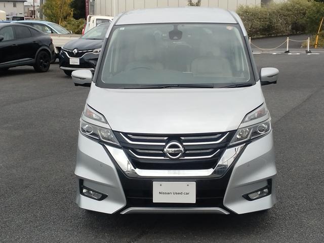 セレナ ハイウェイスター Vセレクション 4WD プロパイロット レーンキープアシスト LEDヘッドランプ 横滑防止装置 デュアルエアコン メモリーナビ 全周囲モニター 地デジ ミュージックプレイヤー接続可 ブルーレイ DVD BT接続(2枚目)