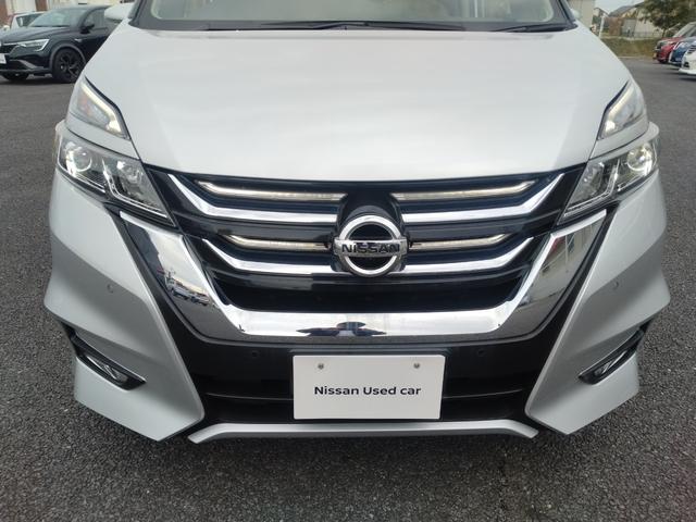 セレナ ハイウェイスター Vセレクション 4WD プロパイロット レーンキープアシスト LEDヘッドランプ 横滑防止装置 デュアルエアコン メモリーナビ 全周囲モニター 地デジ ミュージックプレイヤー接続可 ブルーレイ DVD BT接続(11枚目)