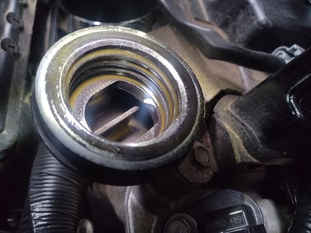 セレナ ハイウェイスター Vセレクション 4WD プロパイロット レーンキープアシスト LEDヘッドランプ 横滑防止装置 デュアルエアコン メモリーナビ 全周囲モニター 地デジ ミュージックプレイヤー接続可 ブルーレイ DVD BT接続(14枚目)