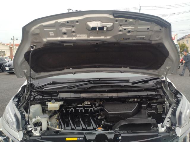 セレナ ハイウェイスター Vセレクション 4WD プロパイロット レーンキープアシスト LEDヘッドランプ 横滑防止装置 デュアルエアコン メモリーナビ 全周囲モニター 地デジ ミュージックプレイヤー接続可 ブルーレイ DVD BT接続(15枚目)