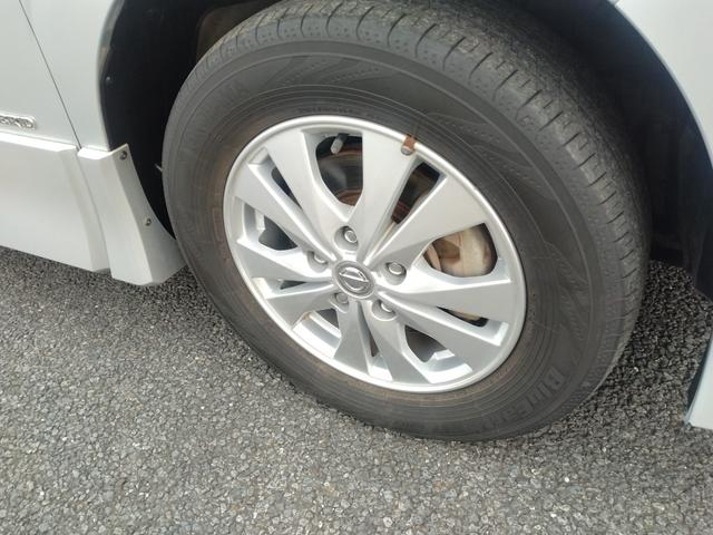 セレナ ハイウェイスター Vセレクション 4WD プロパイロット レーンキープアシスト LEDヘッドランプ 横滑防止装置 デュアルエアコン メモリーナビ 全周囲モニター 地デジ ミュージックプレイヤー接続可 ブルーレイ DVD BT接続(21枚目)