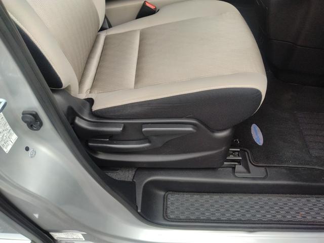 セレナ ハイウェイスター Vセレクション 4WD プロパイロット レーンキープアシスト LEDヘッドランプ 横滑防止装置 デュアルエアコン メモリーナビ 全周囲モニター 地デジ ミュージックプレイヤー接続可 ブルーレイ DVD BT接続(28枚目)