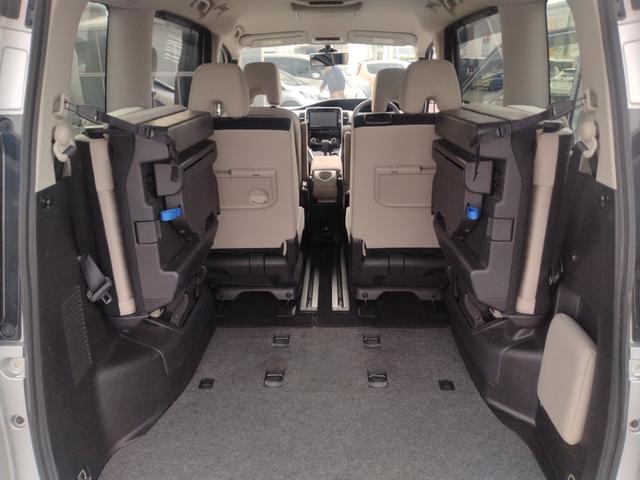 セレナ ハイウェイスター Vセレクション 4WD プロパイロット レーンキープアシスト LEDヘッドランプ 横滑防止装置 デュアルエアコン メモリーナビ 全周囲モニター 地デジ ミュージックプレイヤー接続可 ブルーレイ DVD BT接続(38枚目)