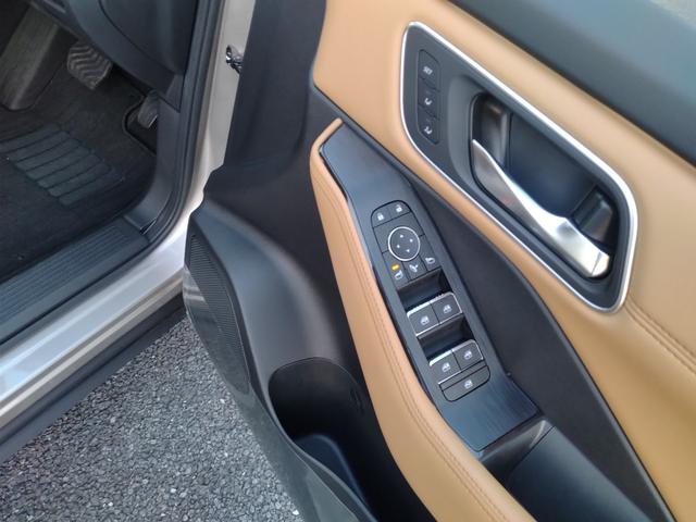 エクストレイル Ｇ　ｅ－４ＯＲＣＥ　４ＷＤ　ガラスルーフ　衝突被害軽減装置　自動駐車　ＰＷシート　シートヒーター　パークアシスト　アラモニ　寒冷地仕様　ＬＥＤヘッドランプ　ナビＴＶ　レーダークルーズ　１００Ｖ　本革Ｓ　ＥＴＣ２．０（24枚目）