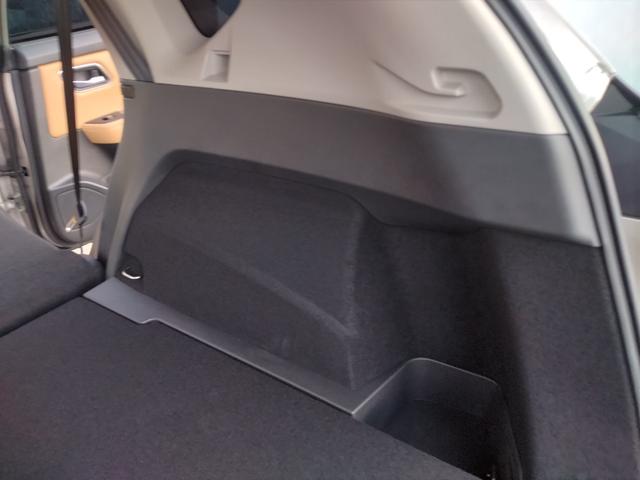 エクストレイル Ｇ　ｅ－４ＯＲＣＥ　４ＷＤ　ガラスルーフ　衝突被害軽減装置　自動駐車　ＰＷシート　シートヒーター　パークアシスト　アラモニ　寒冷地仕様　ＬＥＤヘッドランプ　ナビＴＶ　レーダークルーズ　１００Ｖ　本革Ｓ　ＥＴＣ２．０（40枚目）