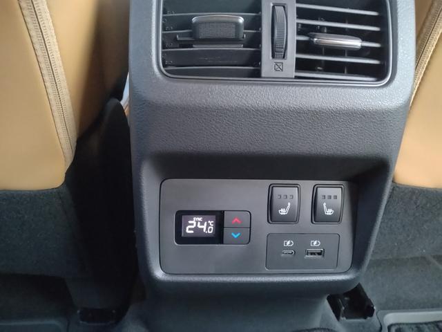 エクストレイル Ｇ　ｅ－４ＯＲＣＥ　４ＷＤ　ガラスルーフ　衝突被害軽減装置　自動駐車　ＰＷシート　シートヒーター　パークアシスト　アラモニ　寒冷地仕様　ＬＥＤヘッドランプ　ナビＴＶ　レーダークルーズ　１００Ｖ　本革Ｓ　ＥＴＣ２．０（49枚目）