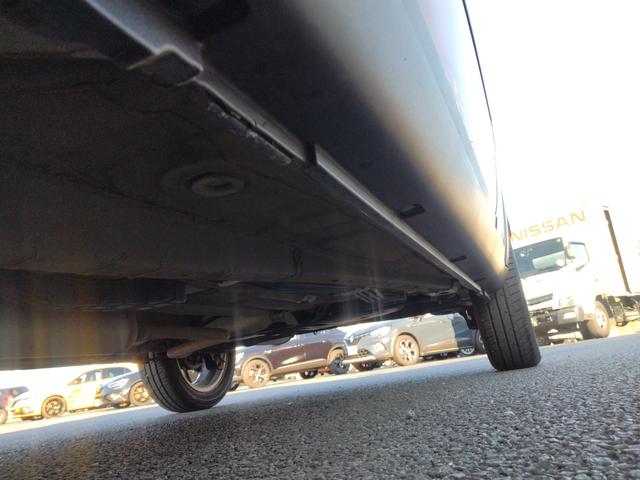 クロスビー ハイブリッドＭＺ　ターボ　デュアルカメラＳ　全周囲Ｍ　自動追従　ＴＶナビ　ＤＶＤ可　Ｂトゥース　フルセグ視聴可　ＬＥＤライト　ドライブレコーダー付　フルオートエアコン　横滑り防止機能　サイドエアバッグ　レーンアシスト（11枚目）