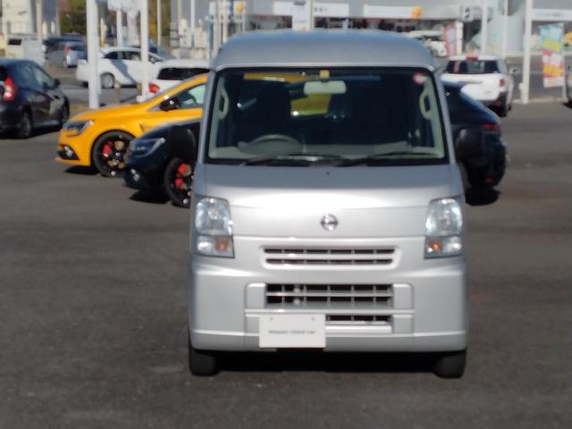 NV100クリッパーバン DX フロントパワーウィンドー キーレスキー ハイルーフ エアバッグ 助手席エアバック ワンオーナー オートエアコン パワステ ダブルエアバック 記録簿付き メーカーオプションGLパッケージ(2枚目)