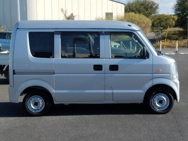 NV100クリッパーバン DX フロントパワーウィンドー キーレスキー ハイルーフ エアバッグ 助手席エアバック ワンオーナー オートエアコン パワステ ダブルエアバック 記録簿付き メーカーオプションGLパッケージ(4枚目)