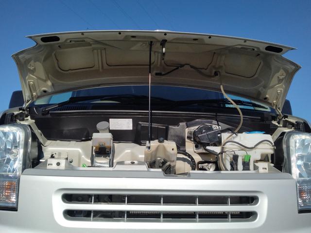 NV100クリッパーバン DX フロントパワーウィンドー キーレスキー ハイルーフ エアバッグ 助手席エアバック ワンオーナー オートエアコン パワステ ダブルエアバック 記録簿付き メーカーオプションGLパッケージ(18枚目)