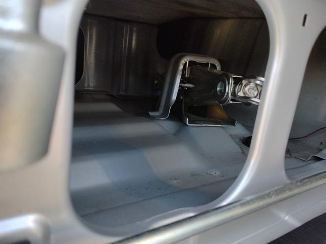 NV100クリッパーバン DX フロントパワーウィンドー キーレスキー ハイルーフ エアバッグ 助手席エアバック ワンオーナー オートエアコン パワステ ダブルエアバック 記録簿付き メーカーオプションGLパッケージ(43枚目)