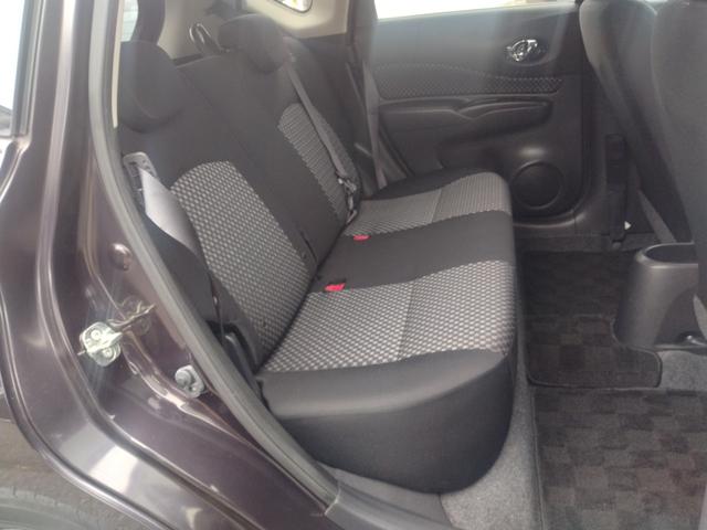 ノート ライダー　専用エアロ　専用ホイール　オプション専用マフラーフジツボ製　専用ルーフスポイラー　アイドルストップ　ワンオーナー車　記録簿　ＡＢＳ　キーレス　メモリーナビ　スマートキー＆プッシュスタート　ＤＶＤ再生（33枚目）