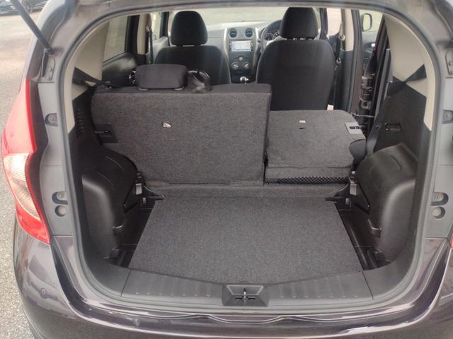 ノート ライダー　専用エアロ　専用ホイール　オプション専用マフラーフジツボ製　専用ルーフスポイラー　アイドルストップ　ワンオーナー車　記録簿　ＡＢＳ　キーレス　メモリーナビ　スマートキー＆プッシュスタート　ＤＶＤ再生（36枚目）