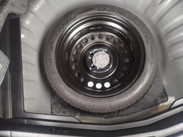 ノート ライダー　専用エアロ　専用ホイール　オプション専用マフラーフジツボ製　専用ルーフスポイラー　アイドルストップ　ワンオーナー車　記録簿　ＡＢＳ　キーレス　メモリーナビ　スマートキー＆プッシュスタート　ＤＶＤ再生（40枚目）