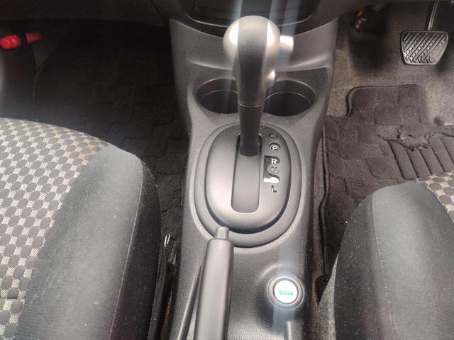 ノート ライダー　専用エアロ　専用ホイール　オプション専用マフラーフジツボ製　専用ルーフスポイラー　アイドルストップ　ワンオーナー車　記録簿　ＡＢＳ　キーレス　メモリーナビ　スマートキー＆プッシュスタート　ＤＶＤ再生（67枚目）