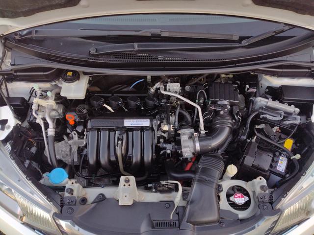 フィットハイブリッド Sパッケージ LEDヘットライト メモリナビ DVD再生 BTオーディオ ワンセグテレビ ナビTV リアカメラ クルコン Wエアバック Dレコ ETC付 イモビライザー オートライト 衝突安全ボディ 電動格納ミラー(13枚目)