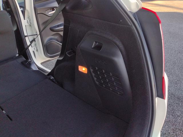 フィットハイブリッド Sパッケージ LEDヘットライト メモリナビ DVD再生 BTオーディオ ワンセグテレビ ナビTV リアカメラ クルコン Wエアバック Dレコ ETC付 イモビライザー オートライト 衝突安全ボディ 電動格納ミラー(36枚目)