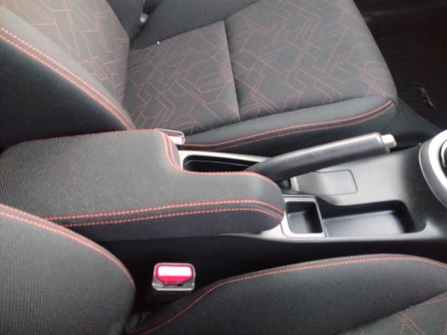 フィットハイブリッド Sパッケージ LEDヘットライト メモリナビ DVD再生 BTオーディオ ワンセグテレビ ナビTV リアカメラ クルコン Wエアバック Dレコ ETC付 イモビライザー オートライト 衝突安全ボディ 電動格納ミラー(63枚目)