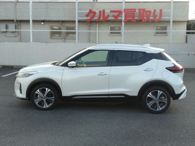 キックス Ｘ　パーキングセンサー　ブルートゥースオーディオ　フロントカメラ　Ｒレール　ＶＤＣ　追従クルコン　スマートキー　ＤＶＤ再生　ＬＥＤヘッド　レーンアシスト　パワーステアリング　禁煙車　盗難防止システム　ナビ（8枚目）