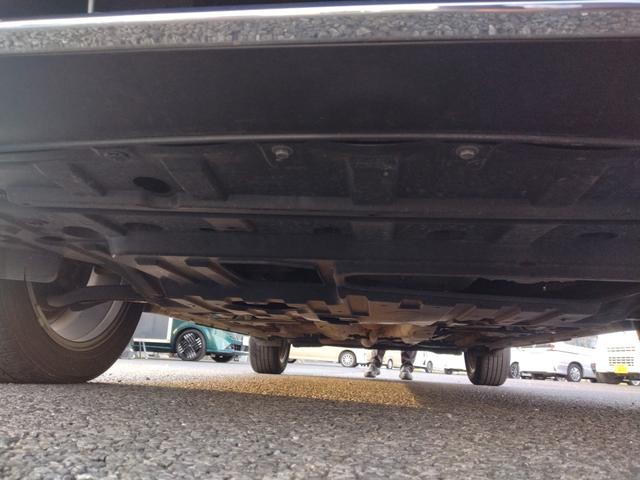 キックス Ｘ　パーキングセンサー　ブルートゥースオーディオ　フロントカメラ　Ｒレール　ＶＤＣ　追従クルコン　スマートキー　ＤＶＤ再生　ＬＥＤヘッド　レーンアシスト　パワーステアリング　禁煙車　盗難防止システム　ナビ（14枚目）