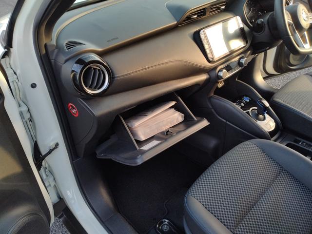 キックス Ｘ　パーキングセンサー　ブルートゥースオーディオ　フロントカメラ　Ｒレール　ＶＤＣ　追従クルコン　スマートキー　ＤＶＤ再生　ＬＥＤヘッド　レーンアシスト　パワーステアリング　禁煙車　盗難防止システム　ナビ（47枚目）