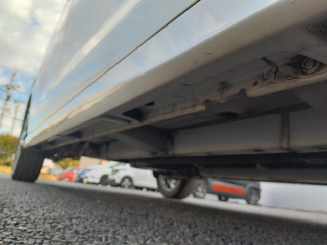 デイズルークス ハイウェイスター X Vセレクション アラウンドビュモニター サーキュレーターファン ロールシェイド 衝突軽減ブレーキ 両側PWスライドドア メーカー純正ナビ地デジ DVD再生 Bluetoothオーディオ CD録音 定期点検記録簿 禁煙(13枚目)